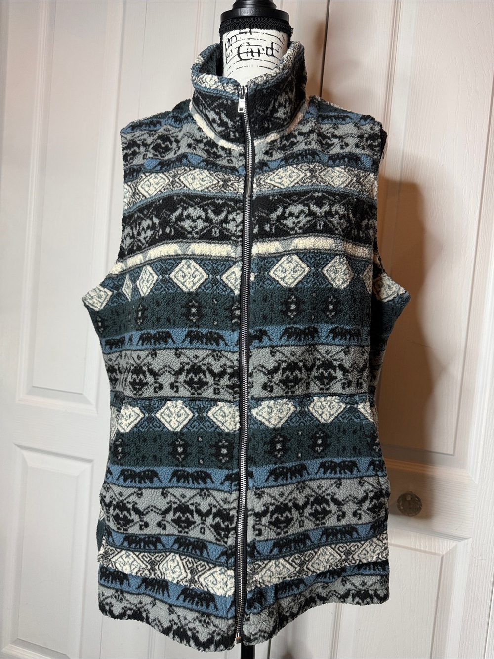 BloomChic Teal, Black & Cream Patterned Sherpa Vest